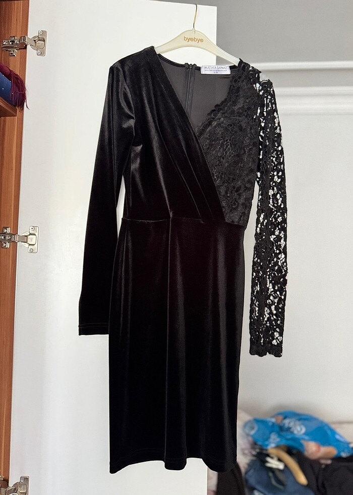 Kadife dantelli elbise - Görsel 2