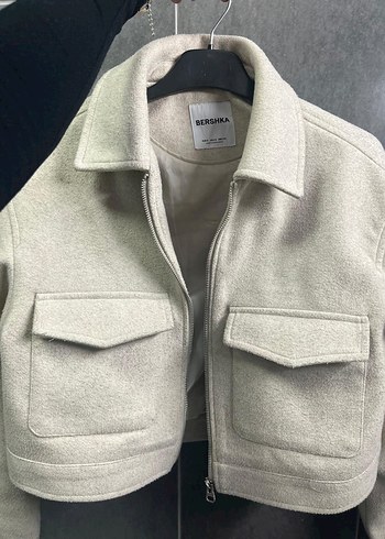 Bershka Ekru Fermuarli Ceket