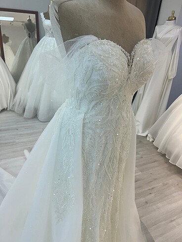 Bakım model gelinlik