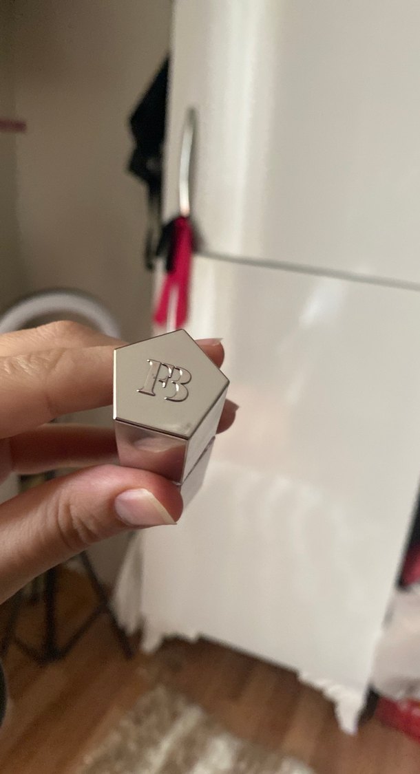 Fenty Beauty Dudak Parlatıcısı Riri - Görsel 4