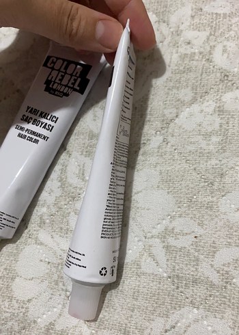 BeRebel Yarı Kalıcı Pembe Saç Boyası - Görsel 4