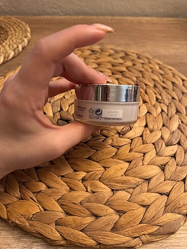 Nivea Nivea cellular expert filler yogun yaslanma karsiti