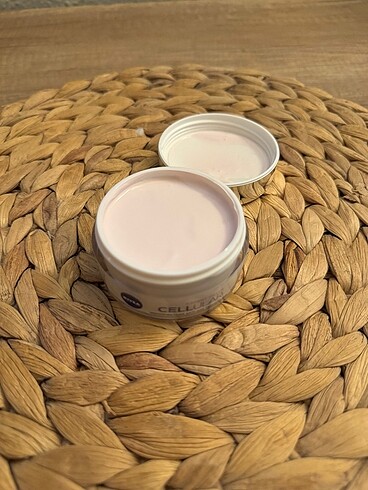  Beden Nivea cellular expert filler yogun yaslanma karsiti
