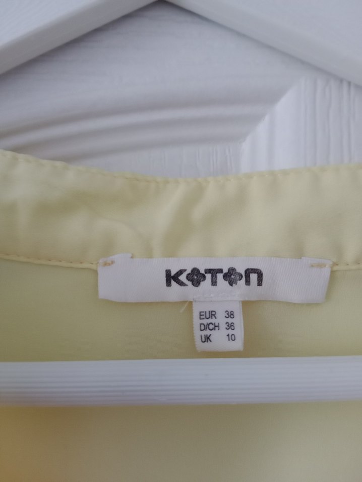 Sarı Kolsuz Kadın Bluz - Görsel 3