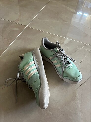 Adidas Training Spor Ayakkabı
