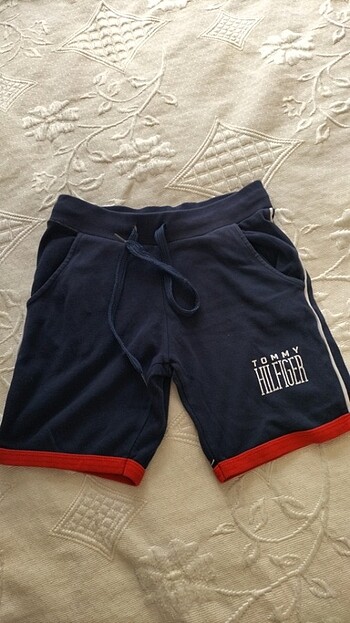 Tommy Hilfiger 7 Yaş