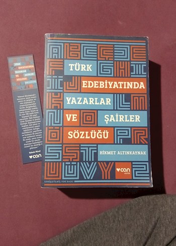 Türk Edebiyatında Yazarlar ve Şairler Sözlüğü