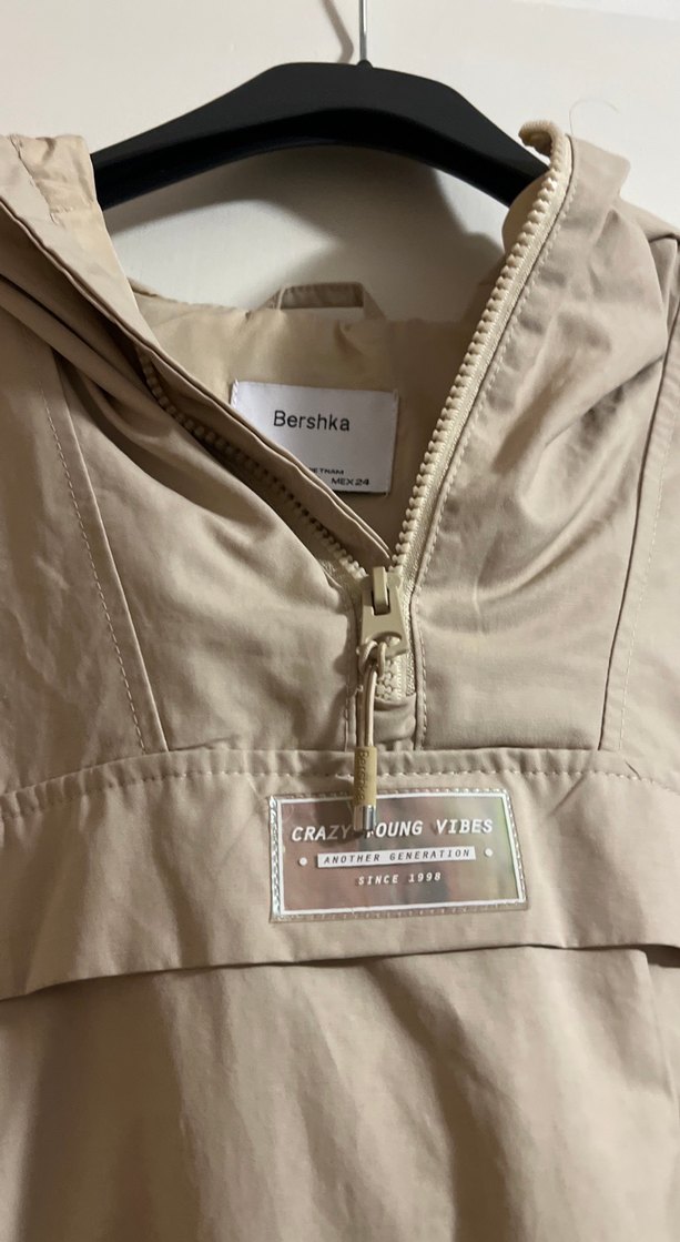 Bej Belden Bağlamalı Uzun Kollu Kadın yağmurluk - Görsel 2