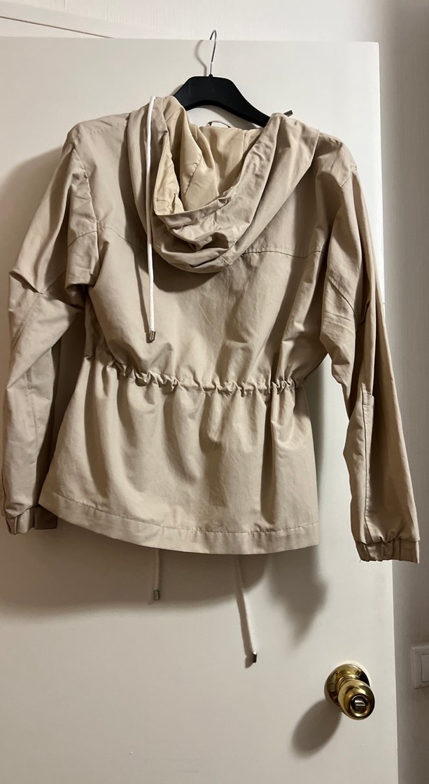 Bej Belden Bağlamalı Uzun Kollu Kadın yağmurluk - Görsel 4