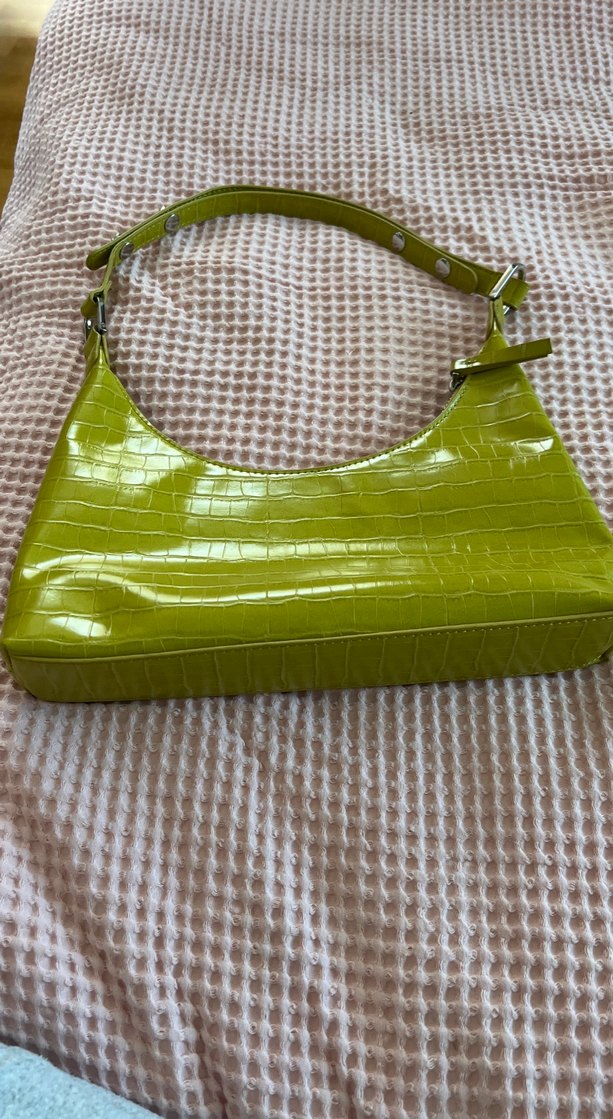 Yeşil Parlak Deri Yılan Desenli Kadın Çanta - Görsel 3