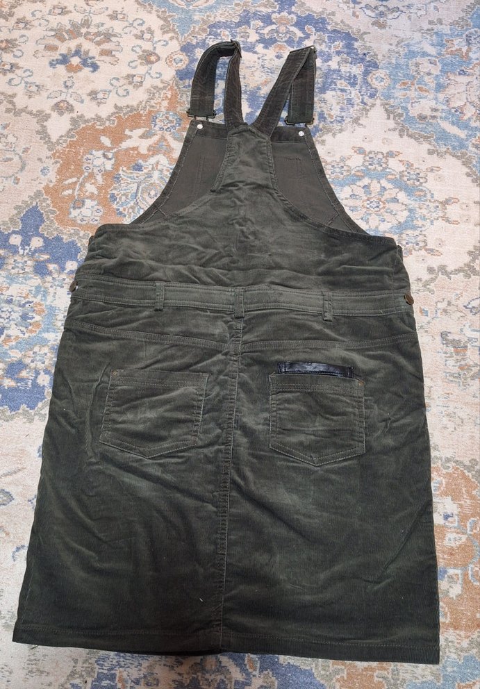 Hamileler için kemerli askılı kadife saloped elbise - Görsel 4