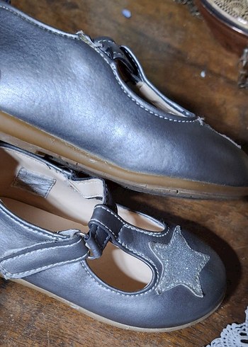 Kız Çocuk Gri Tokalı Babet Ayakkabı - Görsel 3