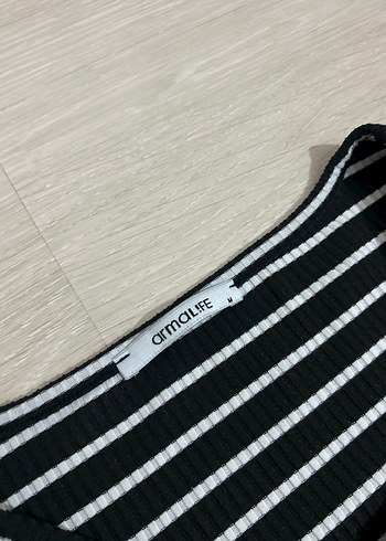 Çizgili Büzgü Detaylı Crop Top