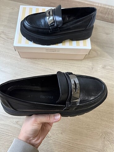 38 Beden siyah Renk Bershka makosen (38)