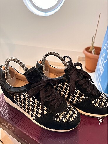 Nine West Sıfır ayarında ayakkabı