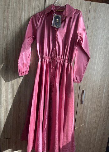 Zara Canli Pembe Uzun Tafta Gomlek Elbise