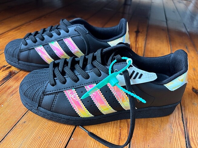 40 Beden Adidas Süperstar