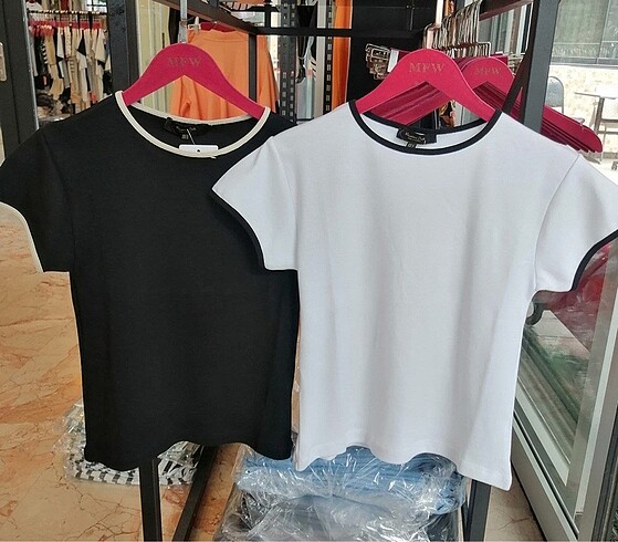 Massimo Dutti Kadın Bisiklet Yaka Tişört