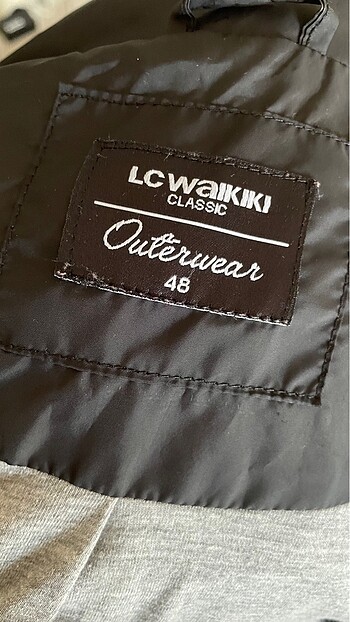 LC Waikiki LCW yağmurluk