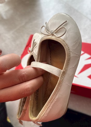 Kız Çocuk Beyaz Fiyonk Detaylı Babet - Görsel 3