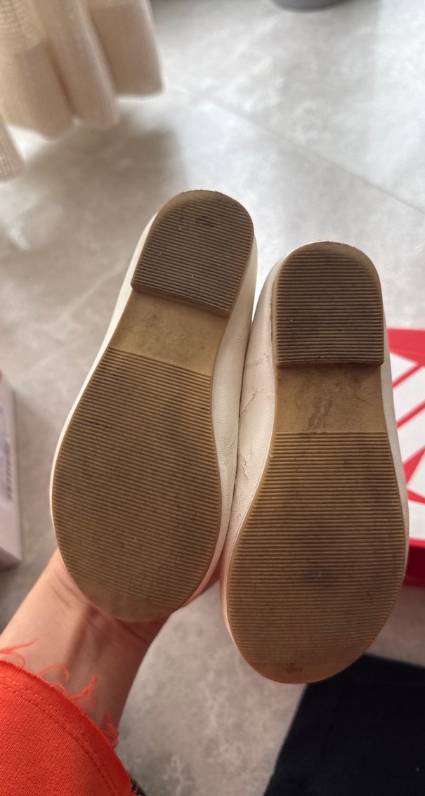 Kız Çocuk Beyaz Fiyonk Detaylı Babet - Görsel 2