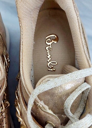 BAMBİ, ALTIN RENK KADIN BOT - Görsel 2