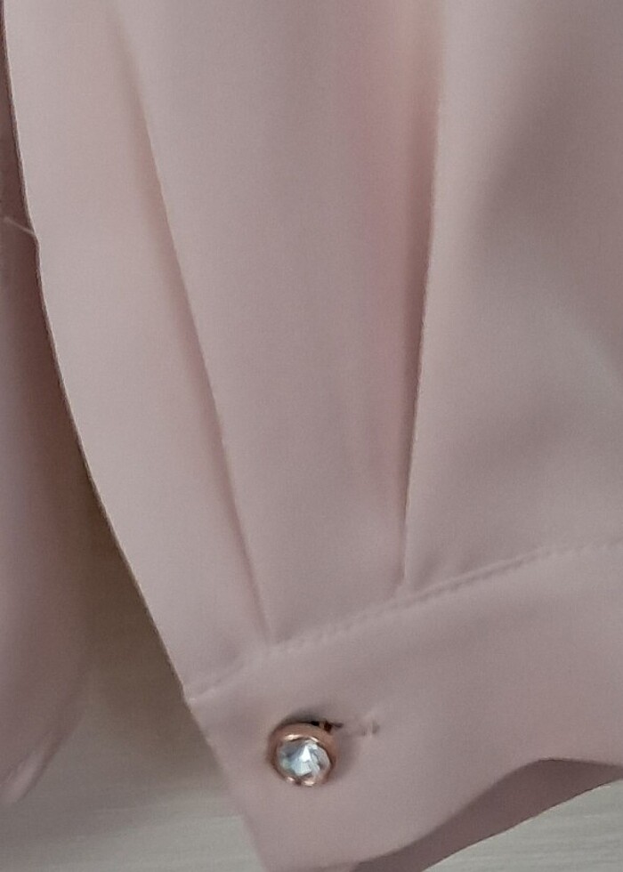 Etiketi Üzerinde Bluz  - Görsel 3