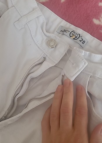 beyaz Bol Kesim Kadın Uzun Kot Pantolon - Görsel 3