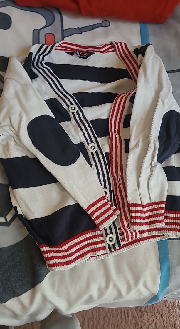 Düğmeli Çizgili Hamile Hırkası - Görsel 3