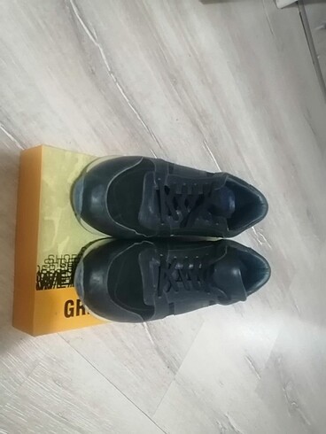 42 Beden lacivert Renk Orijinal temiz ayakkabı