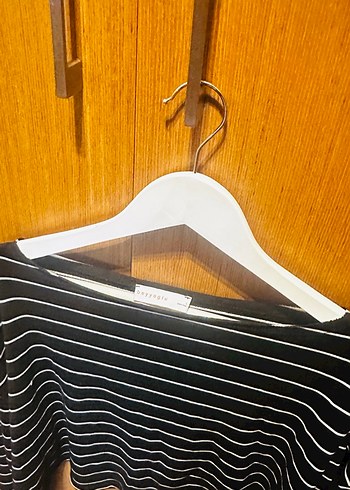 Siyah Çizgili Kadın T Bluz - Görsel 2