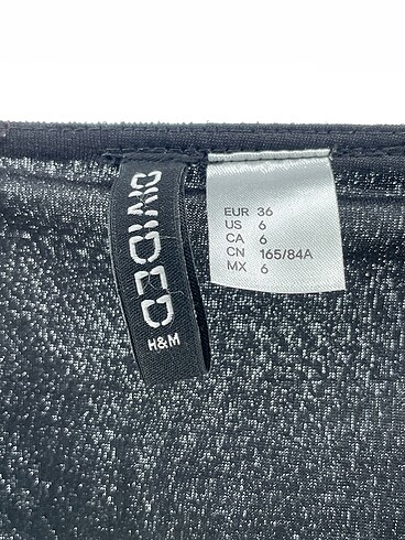 36 Beden siyah Renk H&M Kısa Elbise %70 İndirimli.