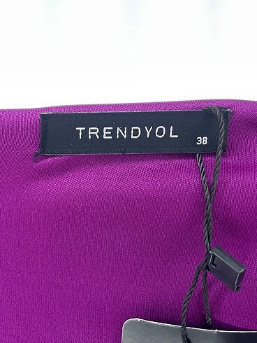 38 Beden mor Renk Trendyol & Milla Kısa Elbise %70 İndirimli.