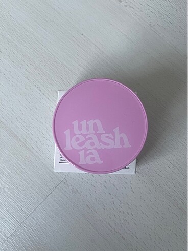 Diğer Unleashia Cuoshion