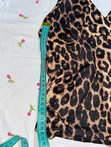 m Beden Leopar crop
