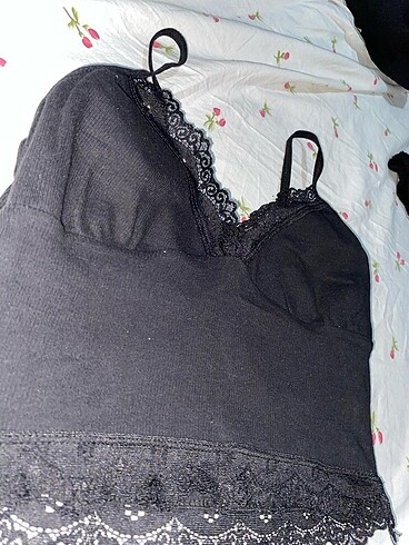 Addax Yaka dantelli crop