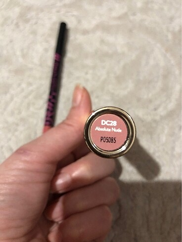 Beden Flormar DC28 Absolute Nude Ruj&Dudak Kalemi