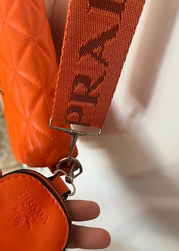 Prada Turuncu Deri Prada Kadın Çanta