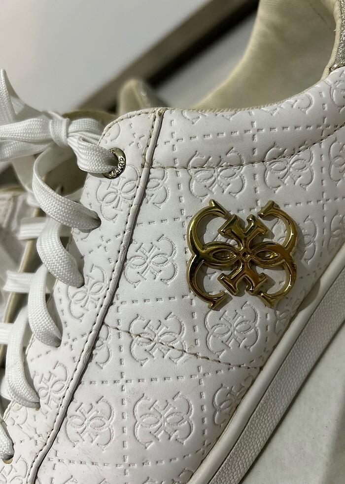 GUESS AYAKKABI - Görsel 2