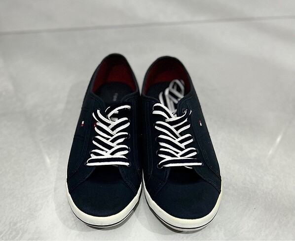 39 Beden TOMMY HİLFİGER AYAKKABI