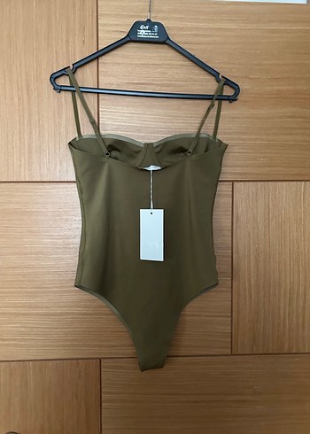 Zara Zara Komisol Body