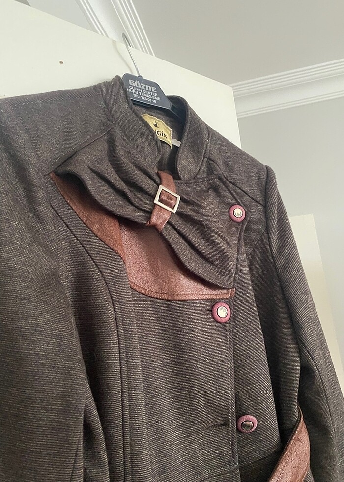 düğme detaylı kaban - Görsel 4