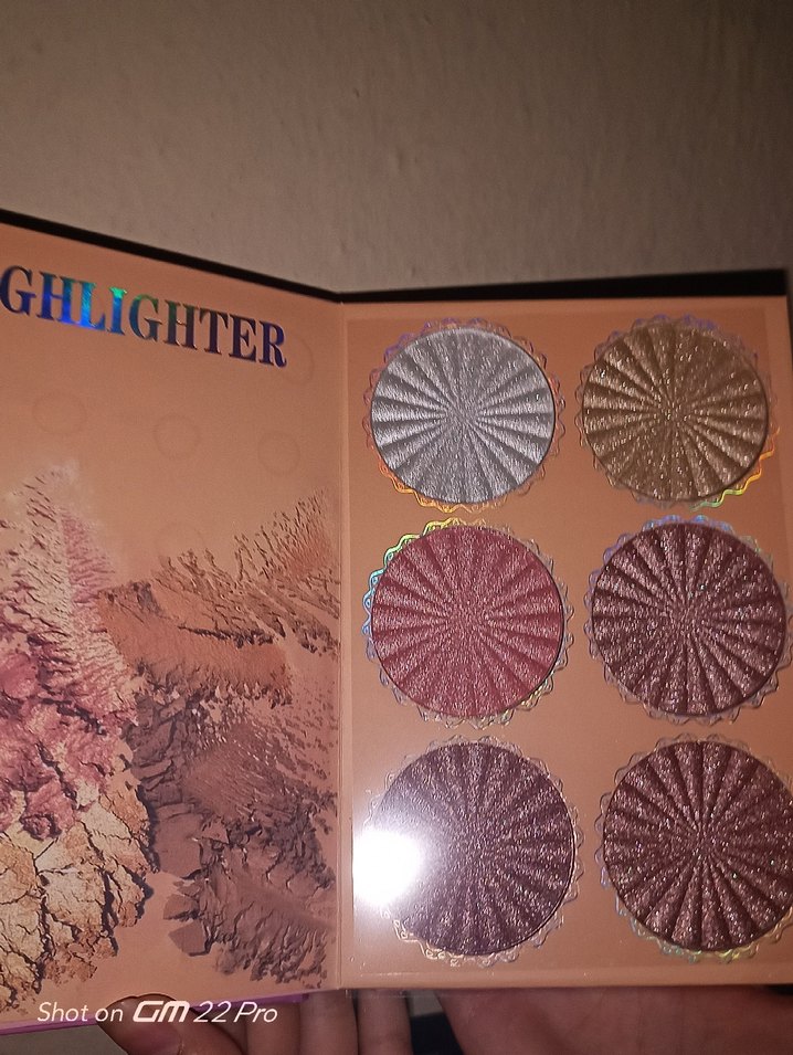 MUJGAN Kontür, Allık ve Aydınlatıcı Far Paleti - Görsel 4