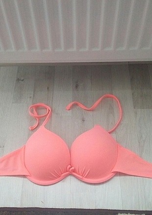 bikini üstü