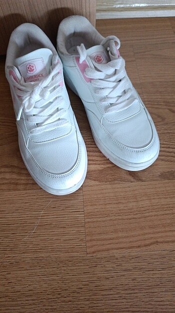 Spor ayakkabı Sneaker