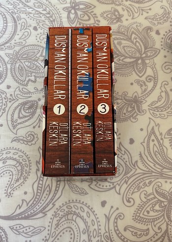 Düşman Okullar 3 Kitap Seti - Dilara Keskin