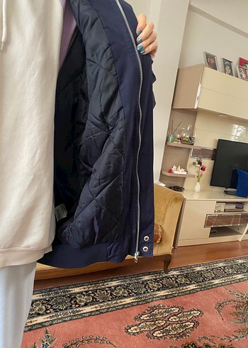 Mavi Saten Görünümlü Kadın Bomber Ceket - Görsel 3