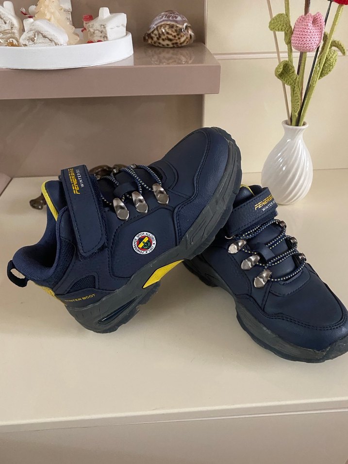 Sarı Detaylı Erkek Çocuk Spor Bot - Görsel 2