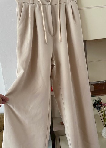 Diğer Bej Pilili Midi Kadın Kumaş Pantolon