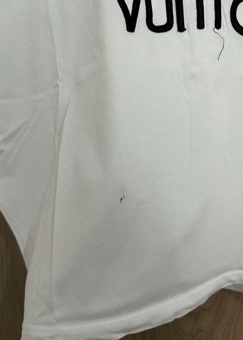 Beyaz Kapüşonlu Düğmeli kadın Tişört - Görsel 2